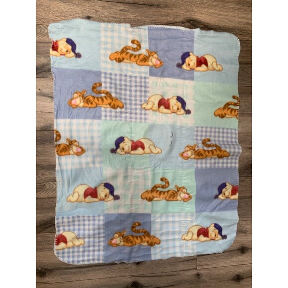 Disney Baby Blanket Pooh & Tigger Fleece Blue Green 100% Polyester 38"x28" - Picture 1 of 4